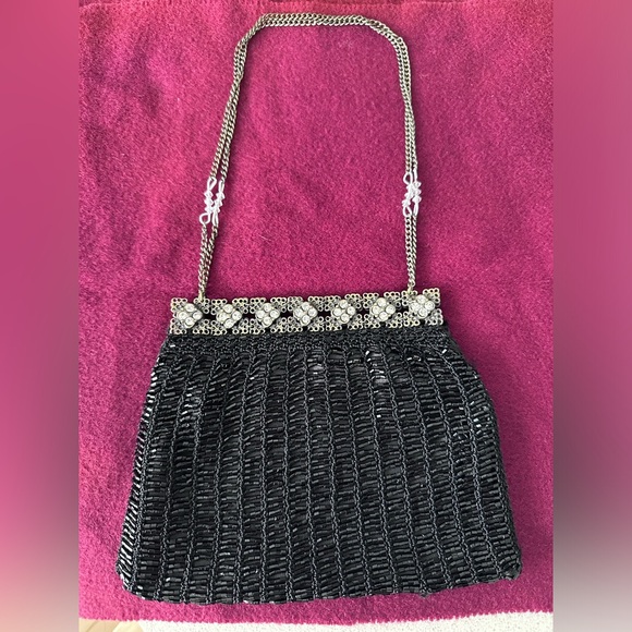 Vintage purse Page D - Picture 1 of 4